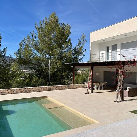 Villa Aldora. Villa Con Piscina En Moratalla Exterior foto